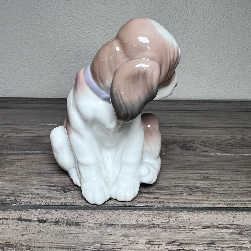 Lladró Vintage 1994 Gentle Surprise Dog & Butterfly Figurine puppy in made Spain - Picture 11 of 16